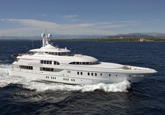 Bella Vita Yacht Charter in Cuba