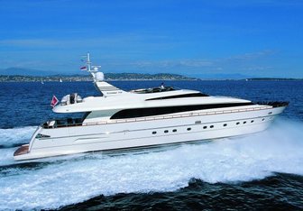 L'Ayazula Yacht Charter in St Tropez