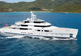 Nautilus Yacht Charter in Antigua