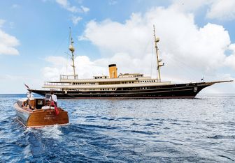 Nero Yacht Charter in Amalfi Coast