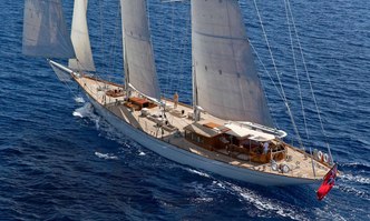 Gweilo yacht charter Mengi-Yay Sail Yacht